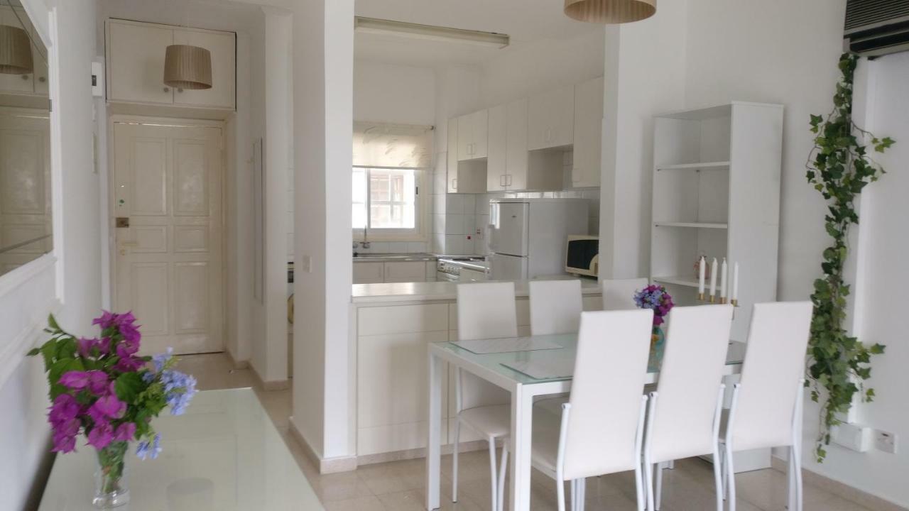 Ferienwohnung Limnaria West Park Paphos Exterior foto