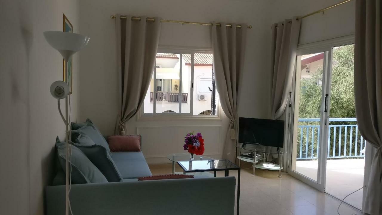Ferienwohnung Limnaria West Park Paphos Exterior foto