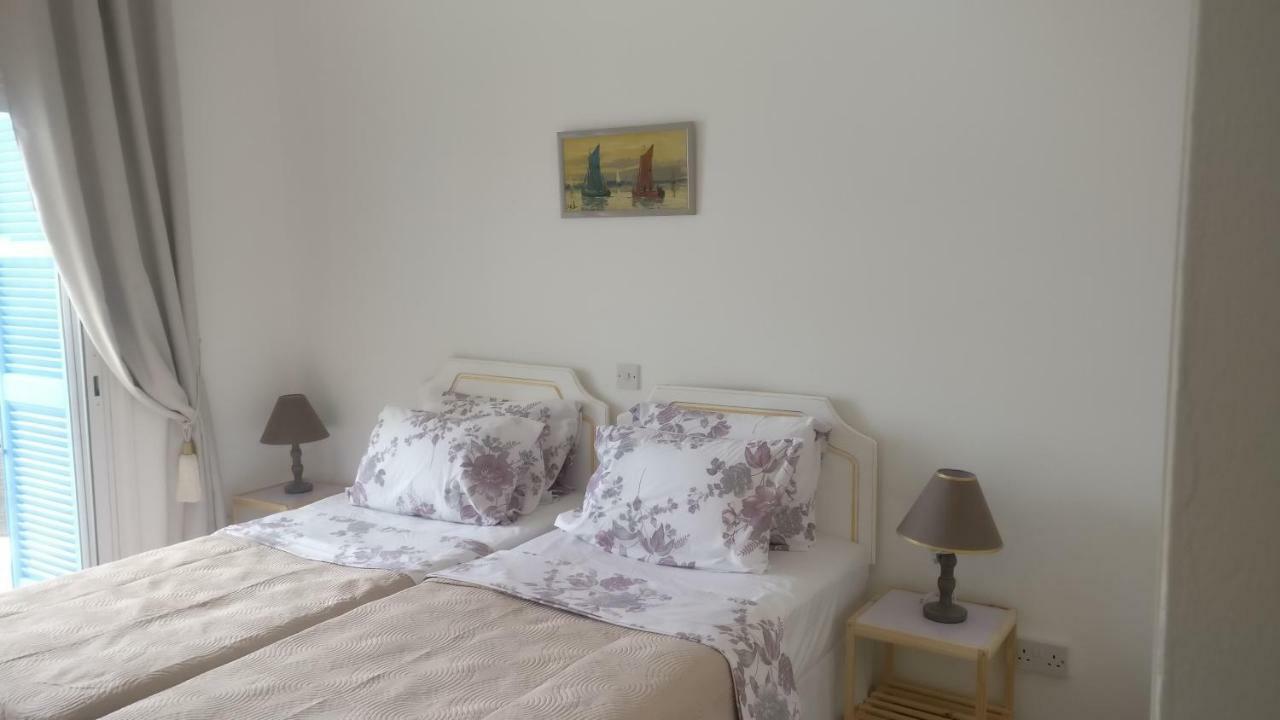 Ferienwohnung Limnaria West Park Paphos Exterior foto